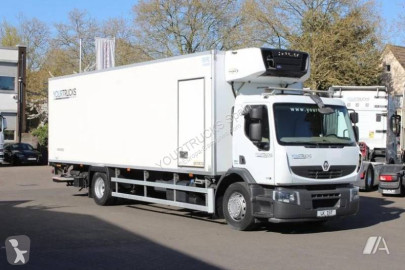 Renault refrigerated truck