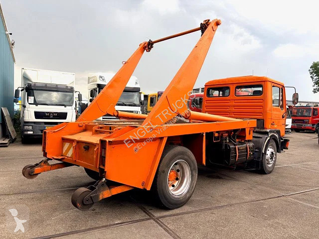 شاحنة MAN 12.232 F90 (6-CILINDER) FULL STEEL...