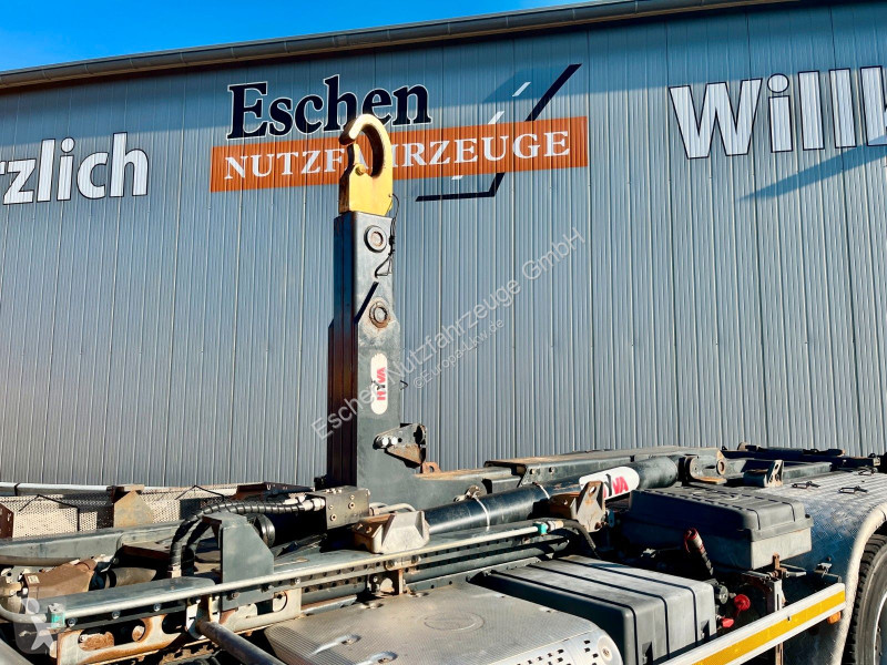 شاحنة Iveco AD260T410 6x4| HYVA 20.55...