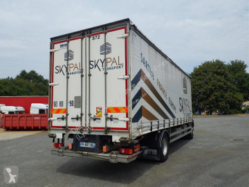 Camion DAF LF 320 FA 4X2
