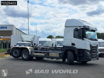 شاحنة ناقلة حاويات متعددة الأغراض Iveco جديد