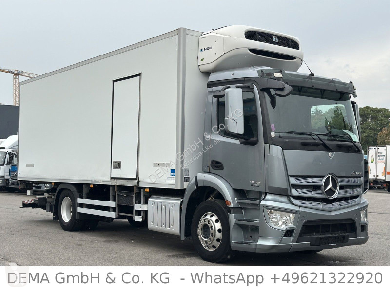 شاحنة Mercedes...