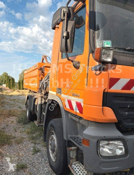 Camión Mercedes 1841 / 4X4 / 13m Hiab Kran /...