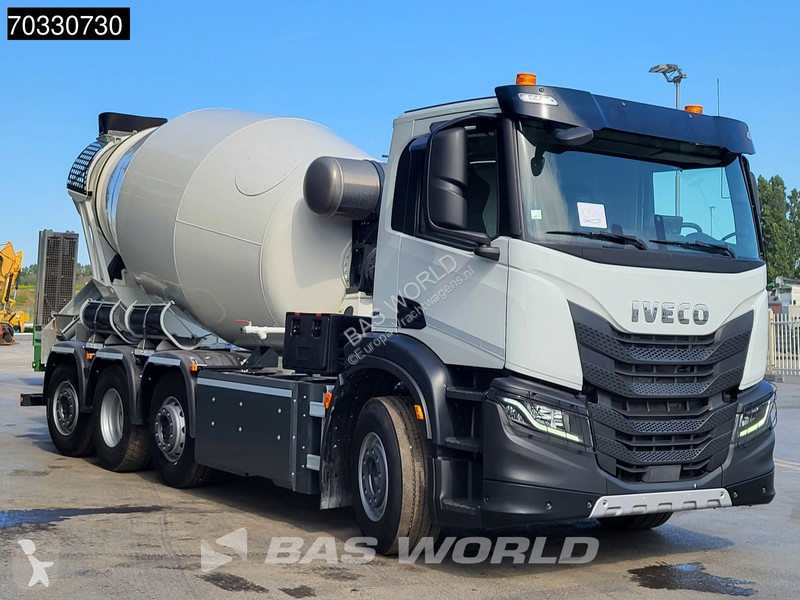 شاحنة Iveco SWay NP 400 8X2 NEW UNUSED CNG CIFA...