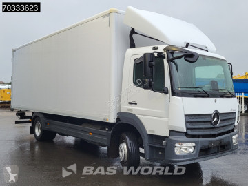 Camion fourgon Mercedes