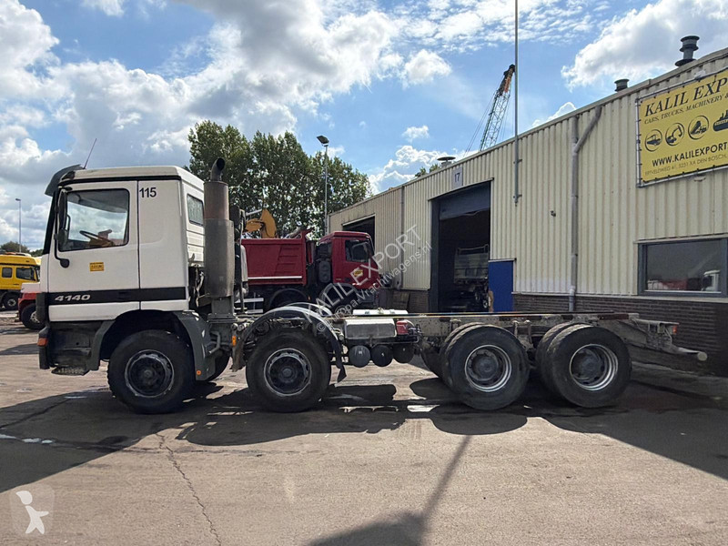 Camión Mercedes 4140 Chassis Cabine - 8x4 -...