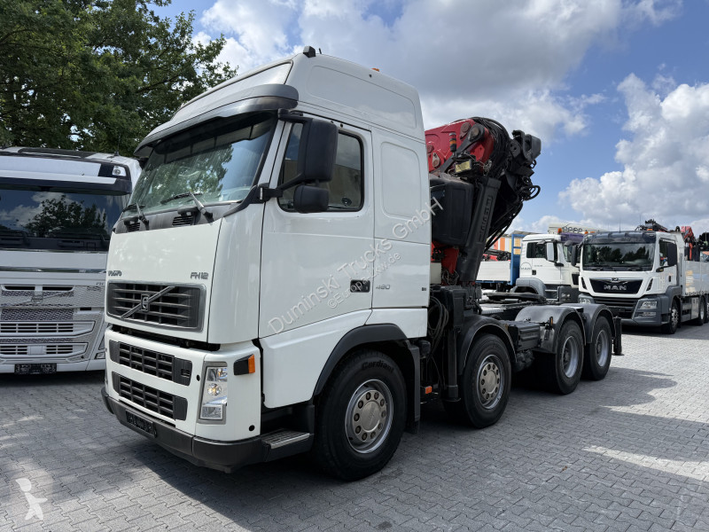 Camion Volvo 460 8X4 Kran Fassi F1000