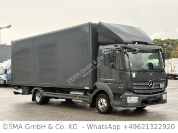 Camião furgão Mercedes
