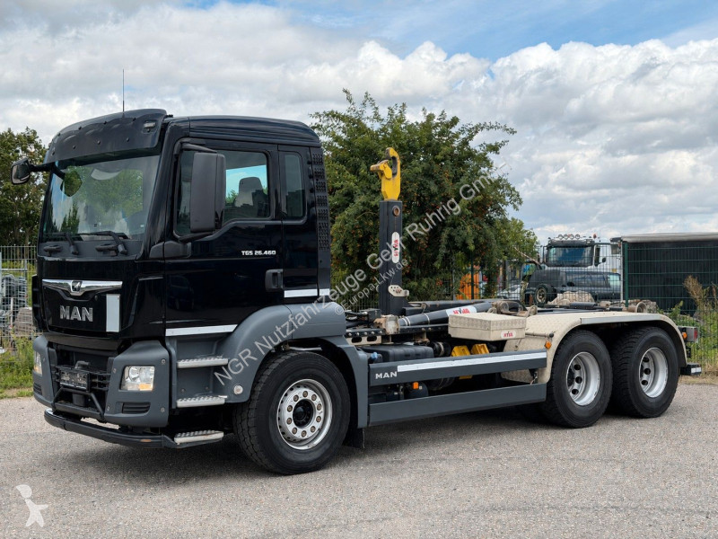 Vrachtwagen MAN 26.460 6x4 | HYVA hydr....
