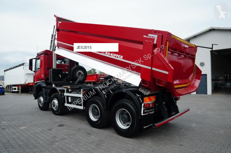 Vrachtwagen Mercedes 4145