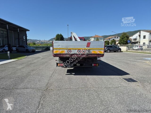Vrachtwagen Iveco  EUROCARGO - 150E18