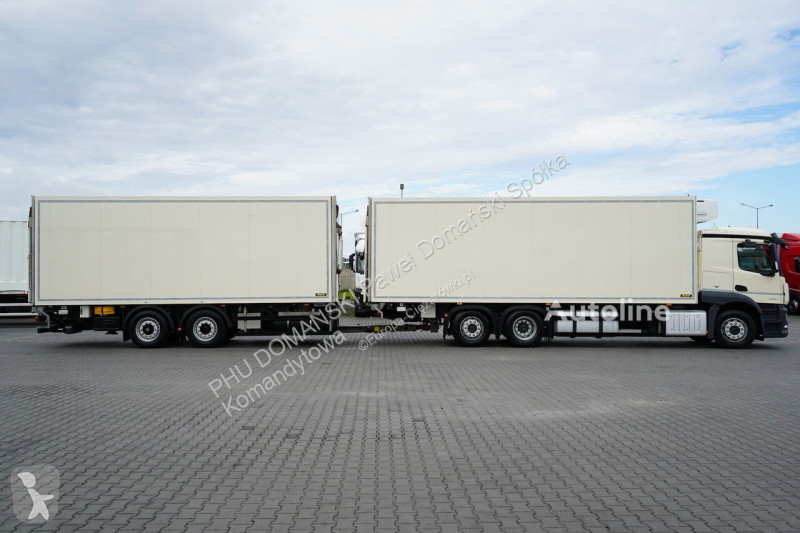 Vrachtwagen Mercedes / TANDEM