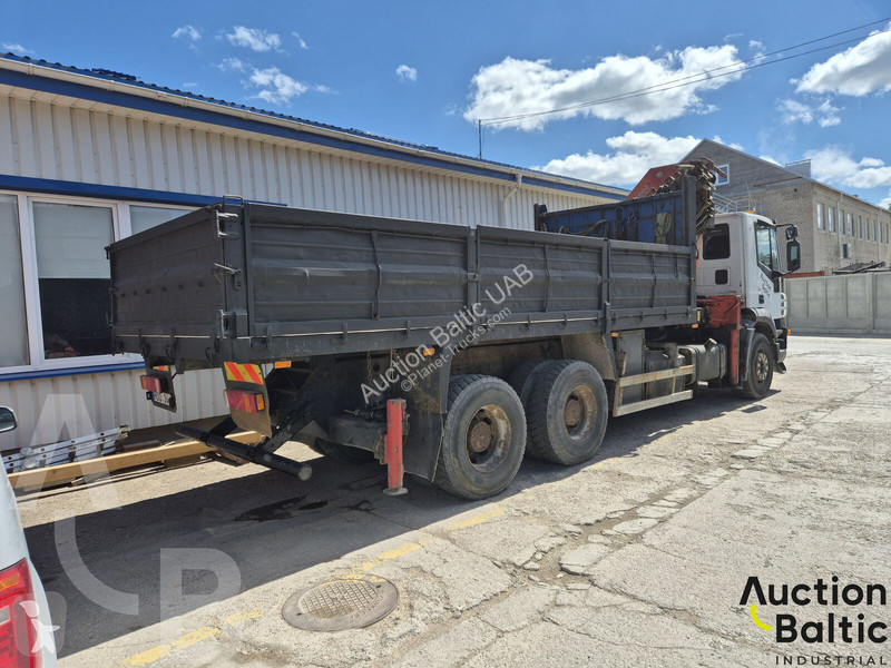 Camion Iveco AD260T35