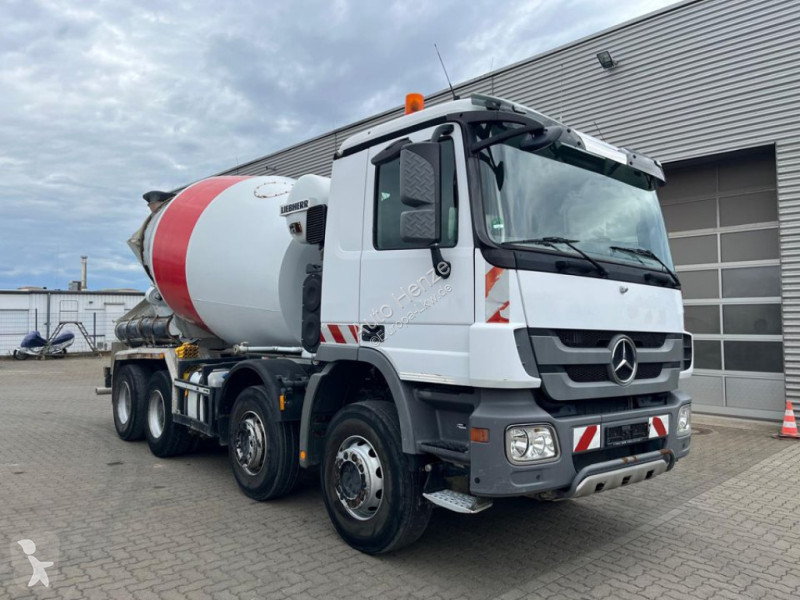 Camión Mercedes Actros 3241 B 8x4  Betonmischer...