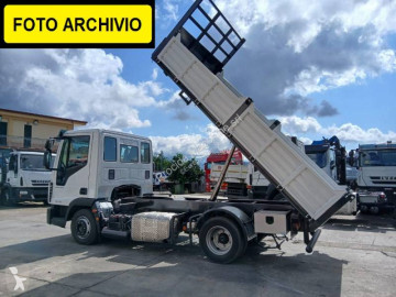 Camion tri-benne Iveco