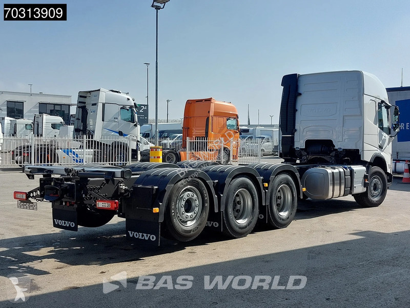 Camión Volvo 500 8X4 COMING SOON! NEW Palfinger...