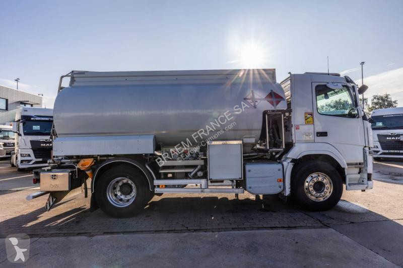 Volvo 500 +MAGYAR 13.500 L /3COMP truck