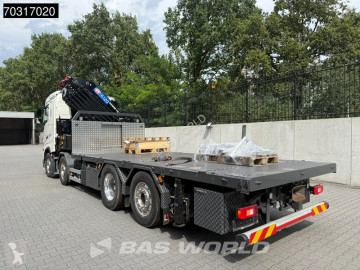 Camion grue Volvo