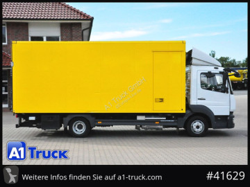 Camion fourgon Mercedes