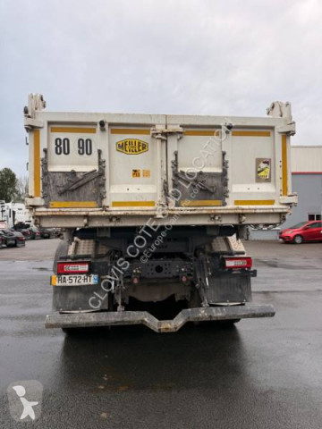 Camion benne Renault