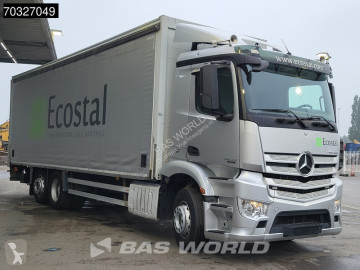 Camion fourgon Mercedes