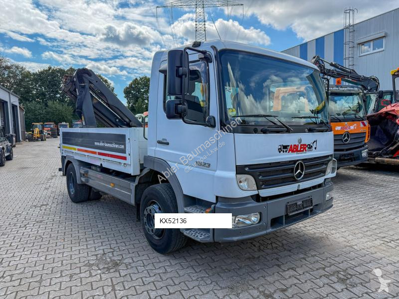 Vrachtwagen Mercedes PK9501