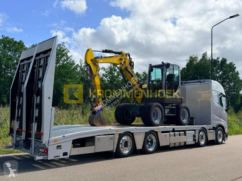 Трал Volvo FH 500 8x2 Machine transporter | New
