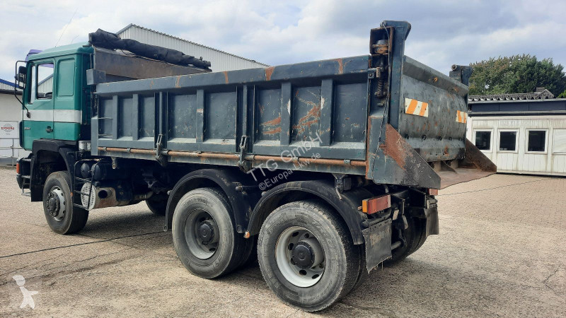 Vrachtwagen MAN 27372 6x6