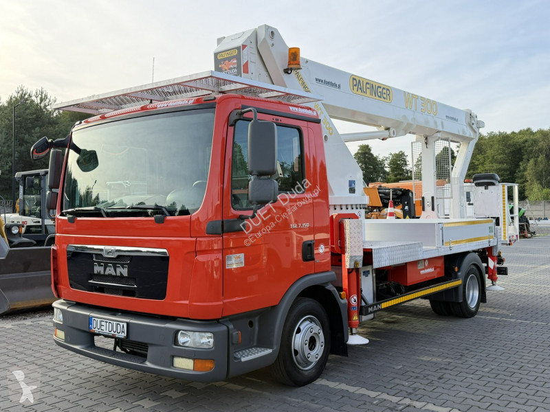 Vrachtwagen MAN TGL 7.150 Zwyżka...