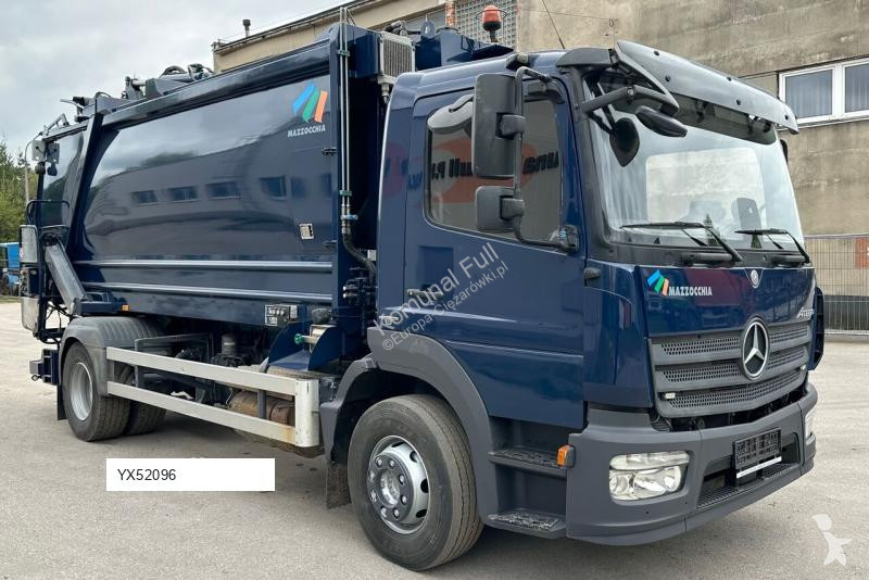 Vrachtwagen Mercedes 1524
