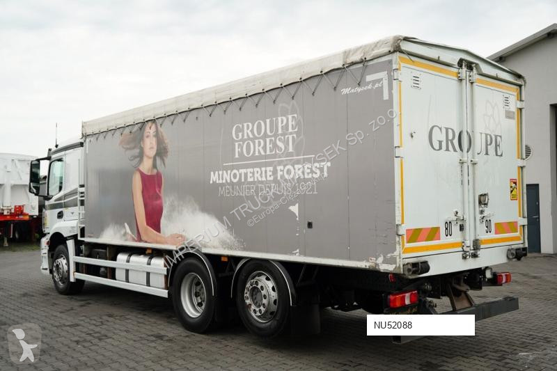 Camión Mercedes ACTROS 2543 / RUCHOMA PODŁOGA /...