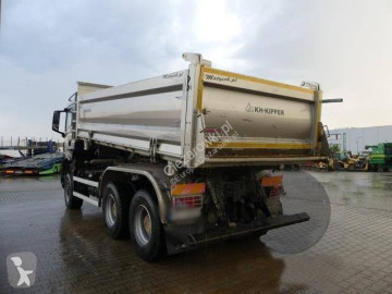 Vrachtwagen driezijdige kipper MAN