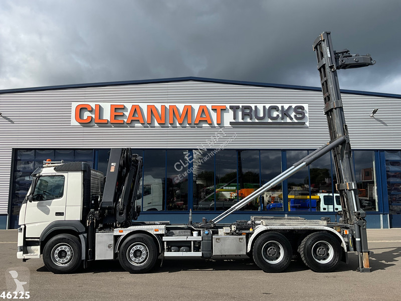 Camión Volvo 8x4 Hiab 28 Tonmeter laadkraan met...