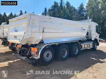 Вантажівка самоскид Volvo новий