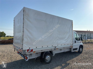 Camión tautliner (lonas correderas) Opel