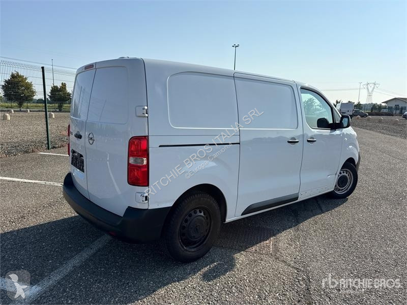 Camión Opel Vivaro 1.5 75 KW KA L2H1 Selection