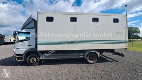 Camión Mercedes Atego 2 1218*Blatt/Luft*Pferdetranspor