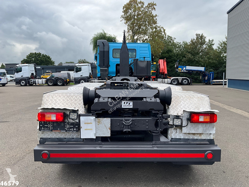 Camión Volvo 420 8x4 Euro 6 26 Ton haakarmsysteem