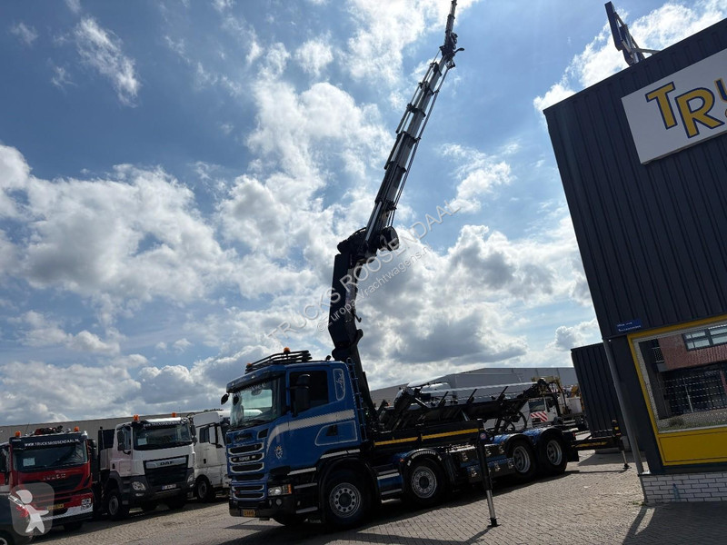 Camión Scania R 490 + HMF 5020 - 6X EXT. + JIB...