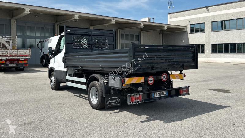 Camión Iveco DAILY 60-150 4x2