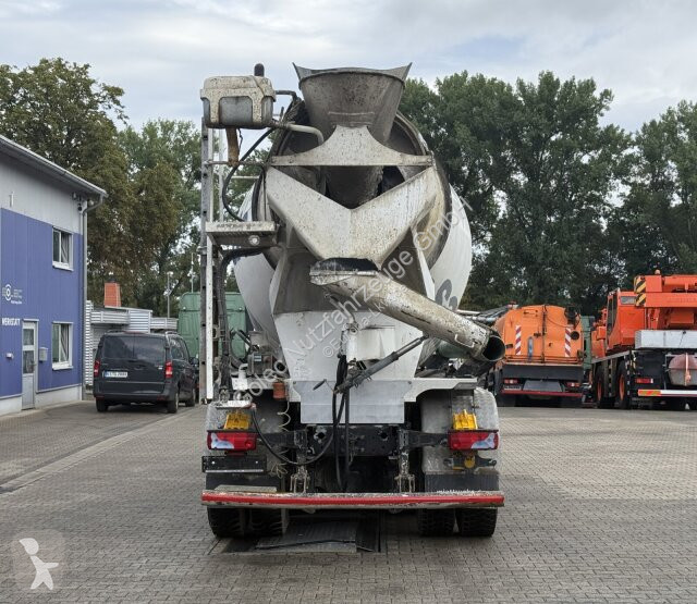 Camion MAN 32.430 8x4 BB Betonmischer