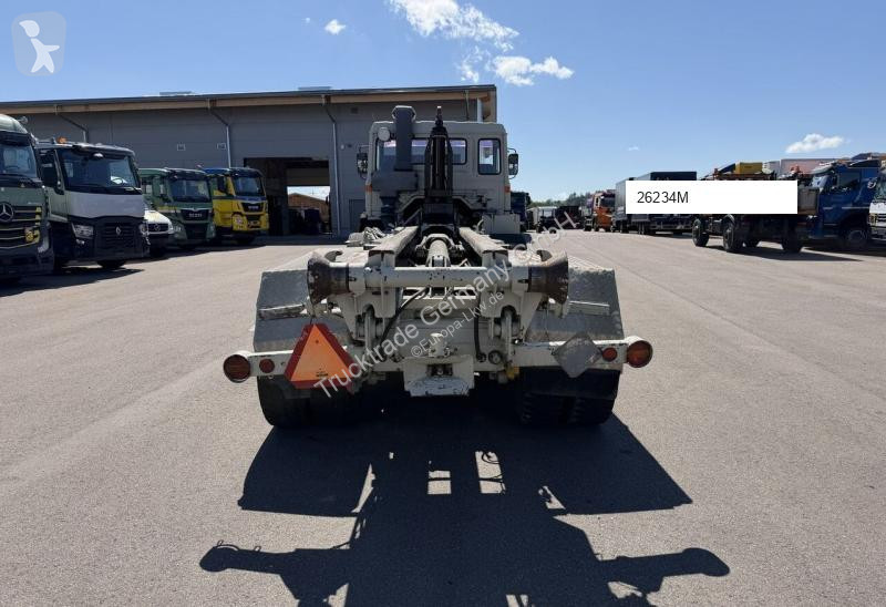 Camión Iveco 676 300-30 AH