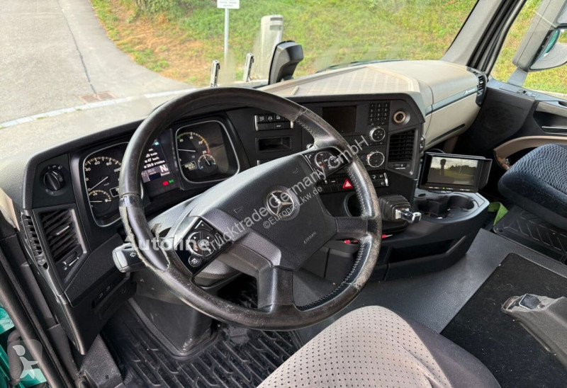 Kamion Mercedes 2545