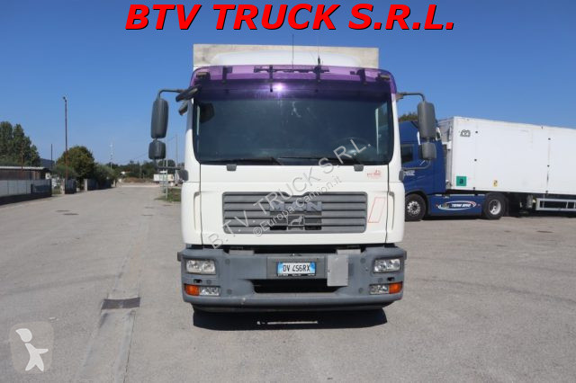 Camión MAN TGM