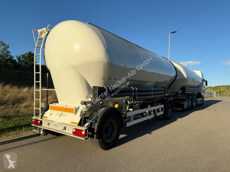 MAN TGX 6*2 SILOZUG SPITZER TOP truck