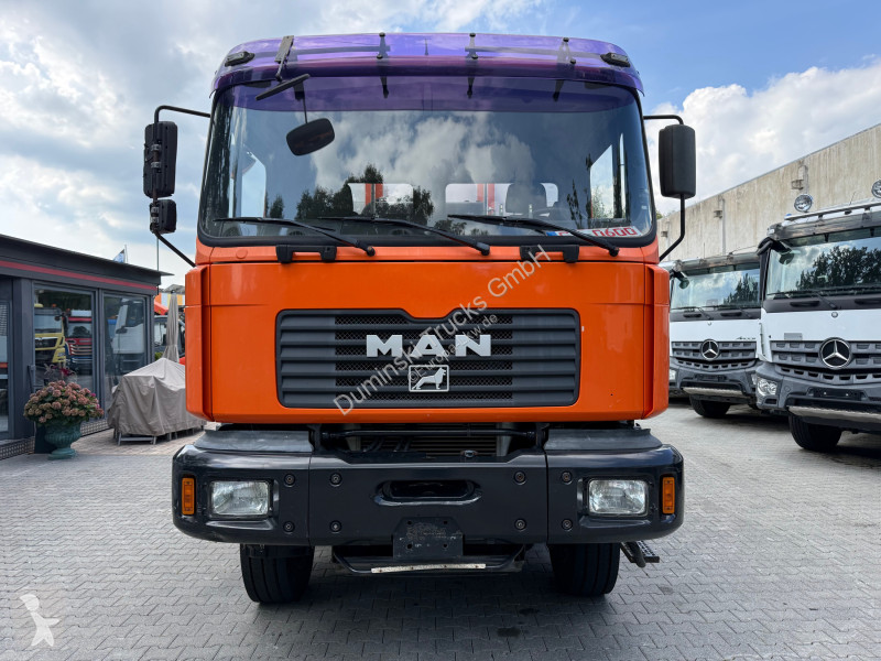 Camión MAN 28.414 6X4 Effer 685 Montagekran 33...
