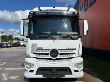 Camión Mercedes Actros 1833 4x2 BOX L=7779 mm