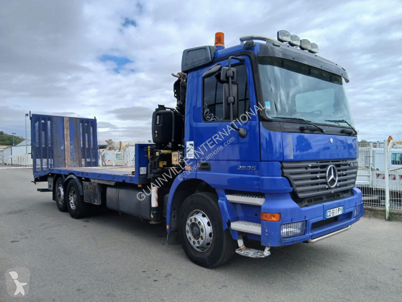 Camión Mercedes 2535