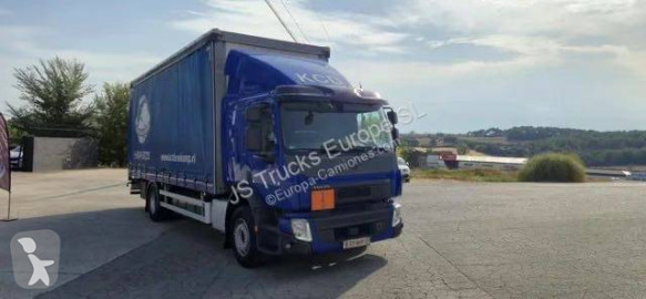 Camión tautliner (lonas correderas) Volvo