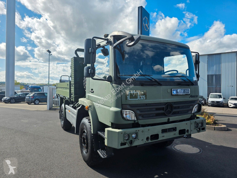 Camión Mercedes 1018 A 4x4 Pritsche mehrfach vorh